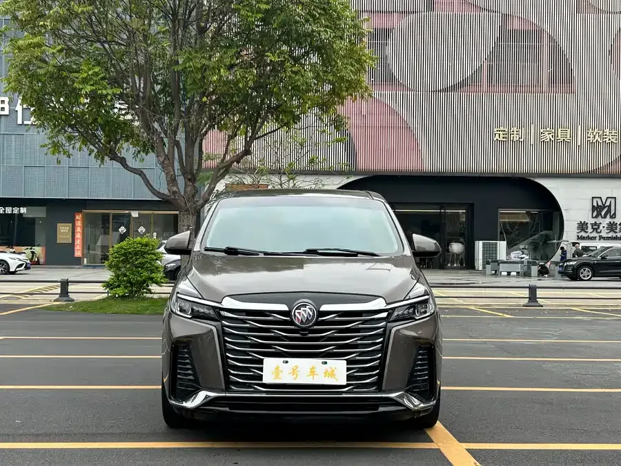 Buick GL8 2023 Land Business Class Smart Edition 2024 — миниатюра 3