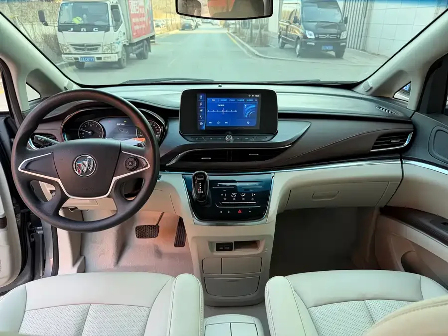 Buick GL8 2022 Land Business Class 652T Comfort Edition 2022 — миниатюра 4