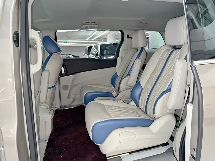 Buick GL8 2022 Land Business Class 652T Comfort Edition 2022 — миниатюра 2