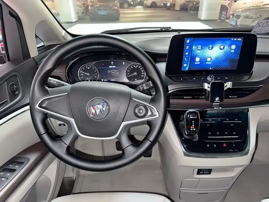 Buick GL8 2022 Land Business Class 652T Comfort Edition 2022 — миниатюра 4