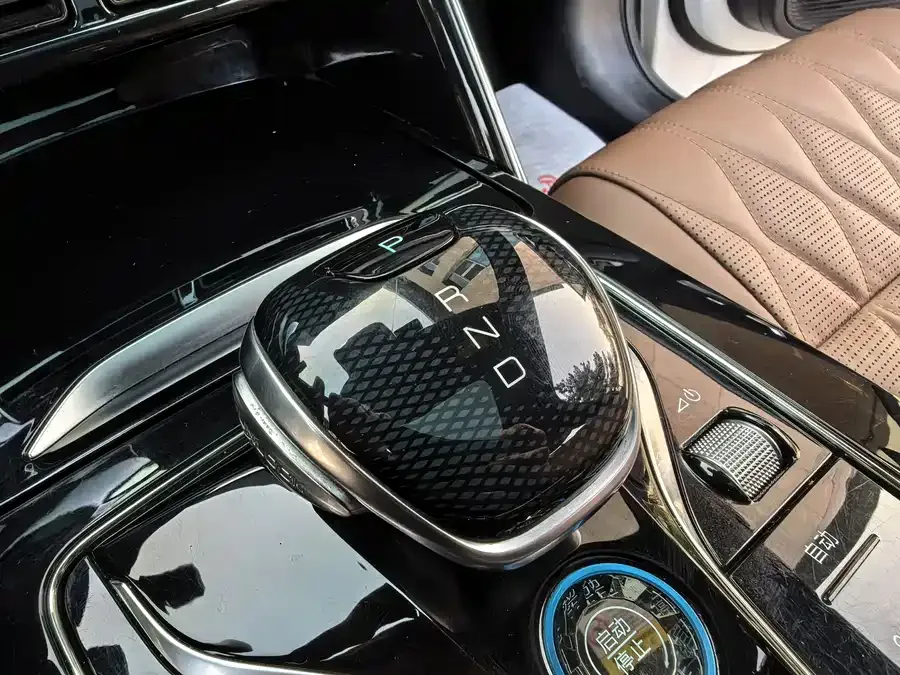 BYD Tang New Energy Tang New Energy 2021 DM-i 112KM Premium Edition 2022 — миниатюра 5