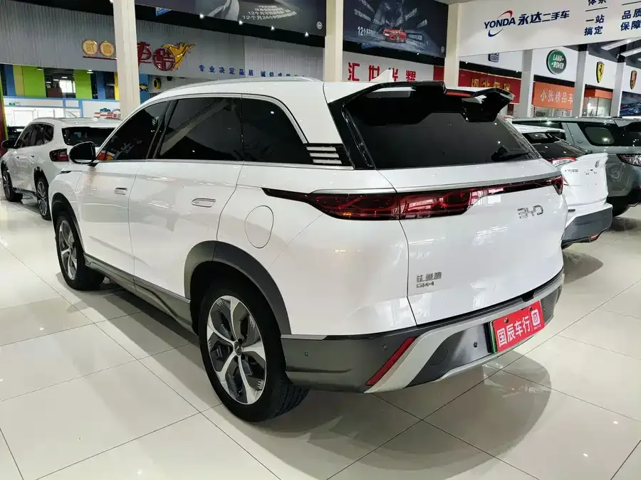 BYD frigate 07 Frigate 07 2024 Glory Edition DM-i 205KM Flagship 2025 — миниатюра 2