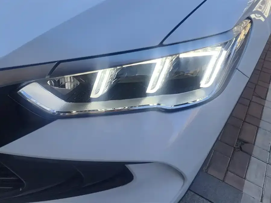 BYD Song Pro New Energy Song Pro New Energy 2024 Honor Edition DM-i 71KM Leading Edition 2024 — миниатюра 2