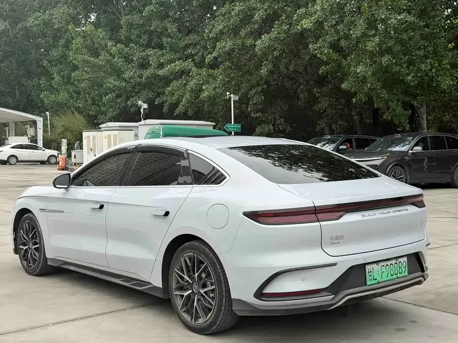 BYD Second-hand Han 2025 DM-i 125KM Premium Edition 2024 — миниатюра 2