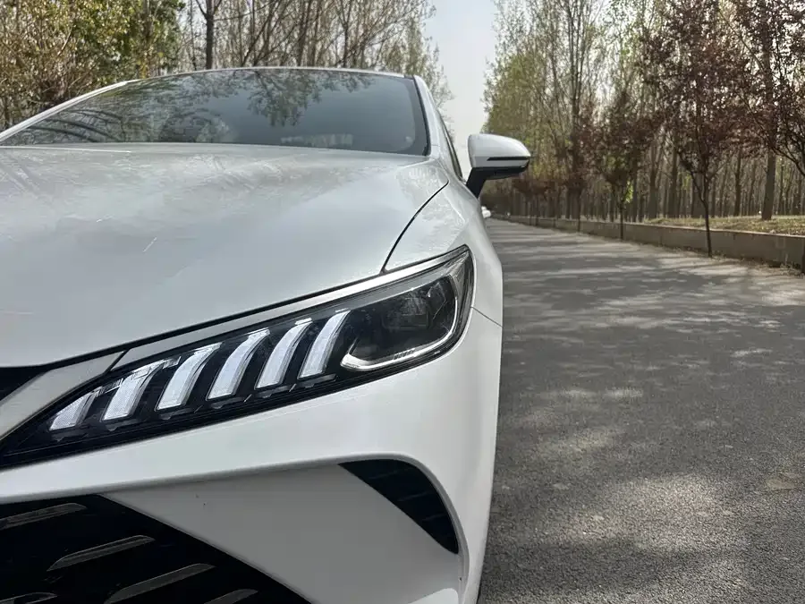 BYD Qin PLUS Qin PLUS 2025 DM-i Intelligent Driving Edition 55KM Leading Edition 2025 — миниатюра 3
