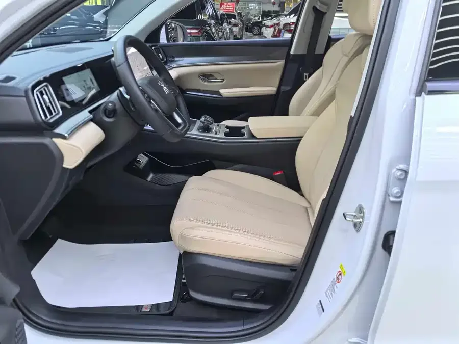 BYD Song Pro New Energy Song Pro New Energy 2025 Second Generation Intelligent Driving Edition DM-i 75KM Leading Edition 2025 — миниатюра 2