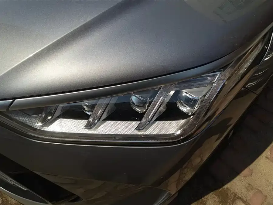 BYD Song PLUS New Energy Song PLUS New Energy 2021 DM-i 110KM Flagship PLUS 2022 — миниатюра 2
