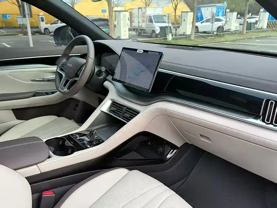 BYD Song PLUS New Energy Song PLUS New Energy 2024 Honor Edition DM-i 110km Flagship Model 2024 — миниатюра 4