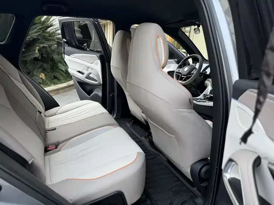 BYD Song Pro New Energy Song Pro New Energy 2024 Honor Edition DM-i 71KM Leading Edition 2024 — миниатюра 2