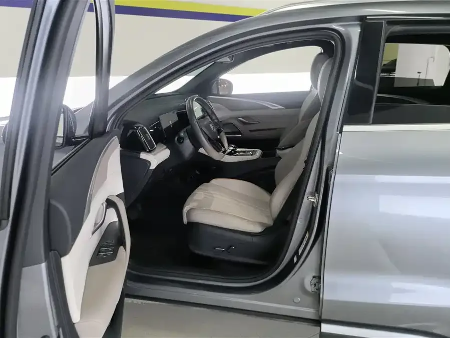 BYD Song Pro New Energy Song Pro New Energy 2023 Champion Edition DM-i 71KM Pilot Edition 2023 — миниатюра 3