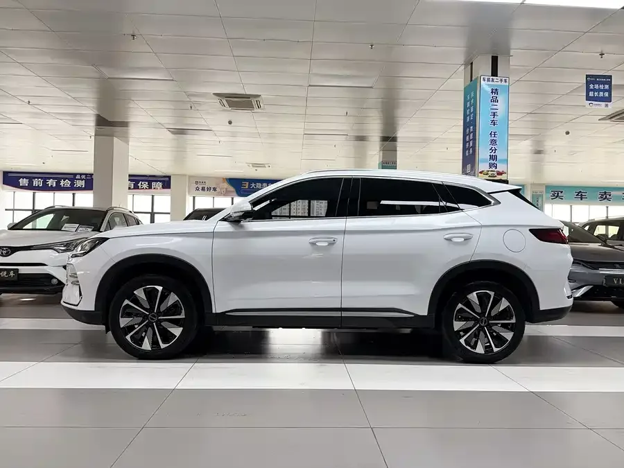 BYD Song PLUS New Energy Song PLUS New Energy 2025 DM-i 112KM Premium Edition 2024 — миниатюра 2