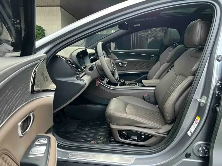 BYD Second-hand Han 2023 DM-i Champion Edition 121KM Premium Edition 2023 — миниатюра 5