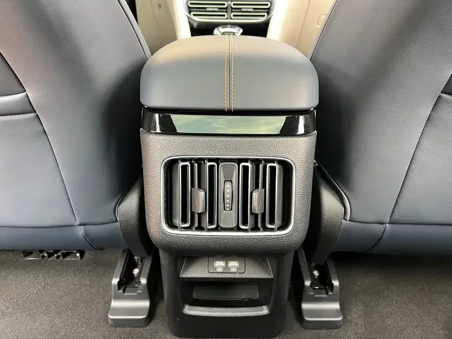 BYD Song PLUS New Energy Song PLUS New Energy 2021 DM-i 110KM Flagship PLUS 2023 — миниатюра 5