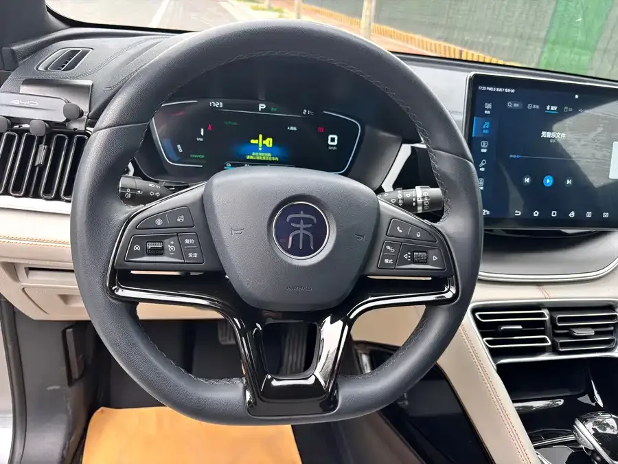 BYD Song PLUS New Energy Song PLUS New Energy 2023 Champion Edition DM-i 110KM Flagship 2023 — миниатюра 2