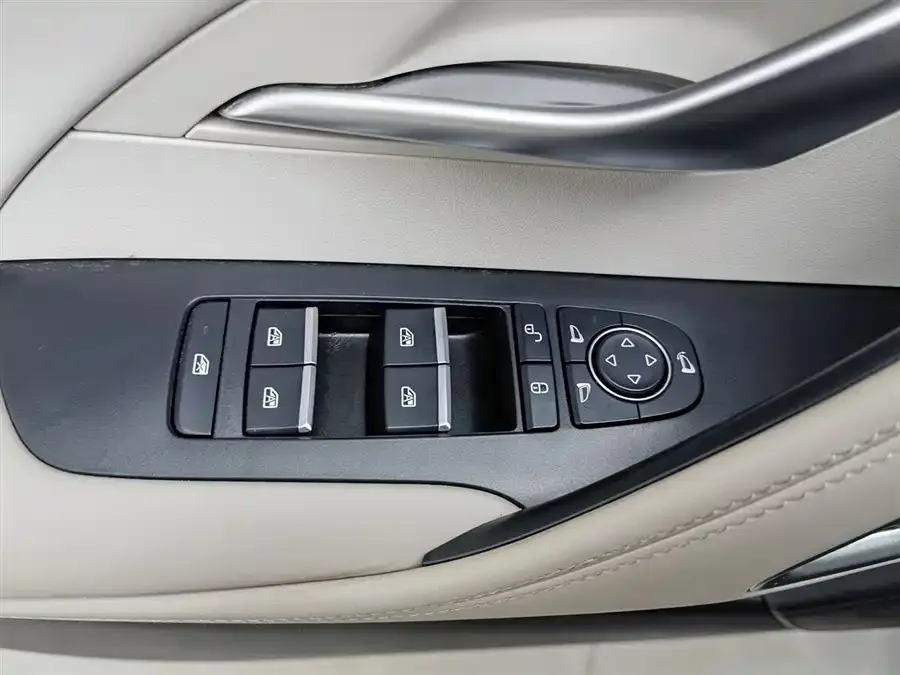 BYD Song Pro New Energy Song Pro New Energy 2024 Honor Edition DM-i 110KM Beyond Edition 2024 — миниатюра 3