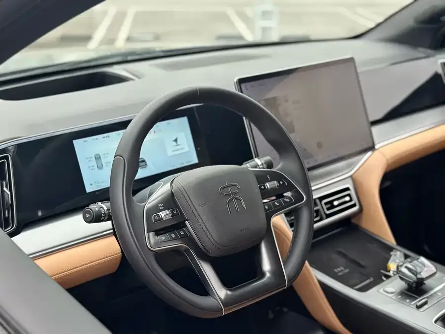 BYD Song L DM-i Song L DM-i 2024 160km Surpassing Edition 2024 — миниатюра 2