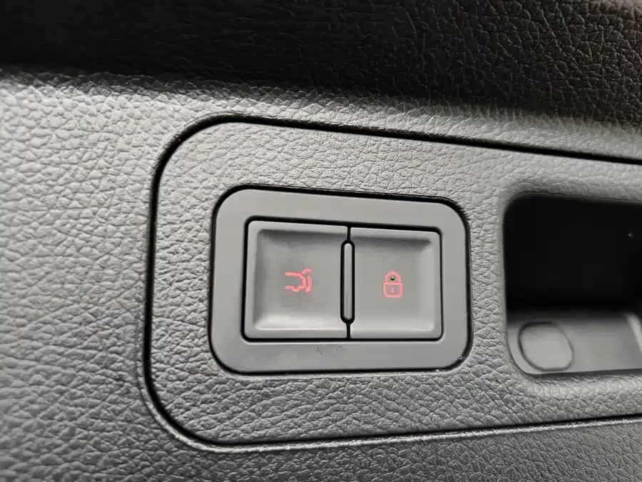 BYD Song Pro New Energy Song Pro New Energy 2025 Second Generation Intelligent Driving Edition DM-i 75KM Beyond Edition 2025 — миниатюра 5