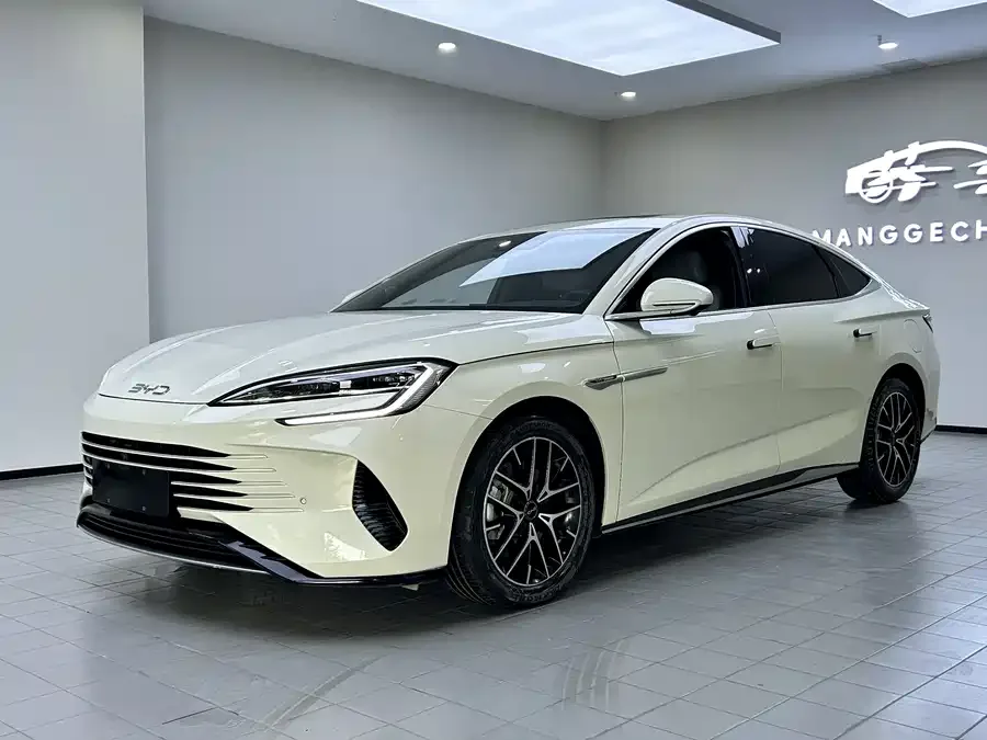 BYD seal Haibao 2023 DM-i 1.5L 121km Luxury Edition 2024 — фото 1, купить с доставкой в Москву
