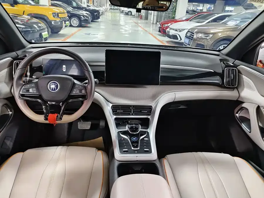 BYD Song Pro New Energy Song Pro New Energy 2024 Honor Edition DM-i 110KM Beyond Edition 2024 — миниатюра 3