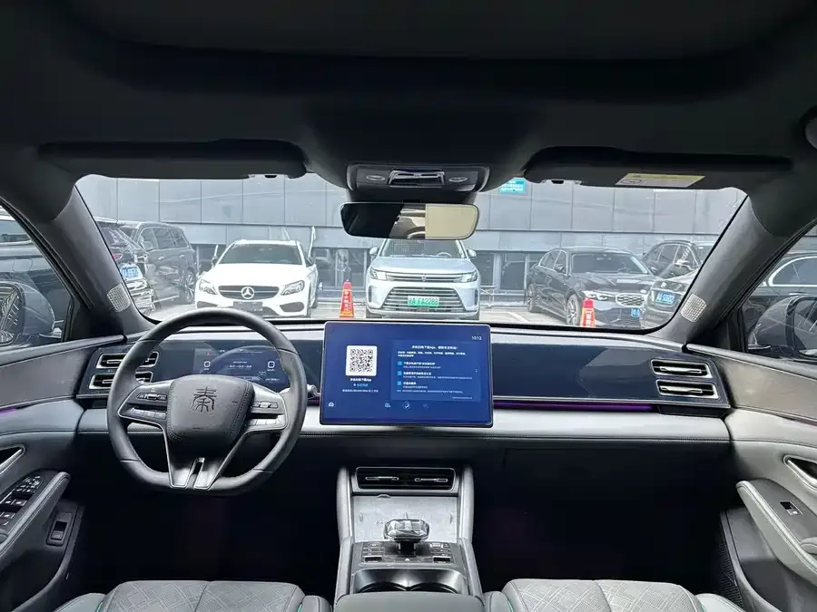 BYD Qin L Qin L 2024 DM-i 120KM Excellence Edition 2024 — миниатюра 2