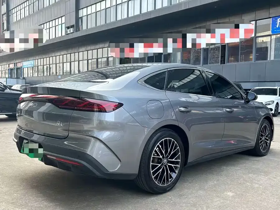 BYD Qin L Qin L 2024 DM-i 120KM Excellence Edition 2024 — миниатюра 3