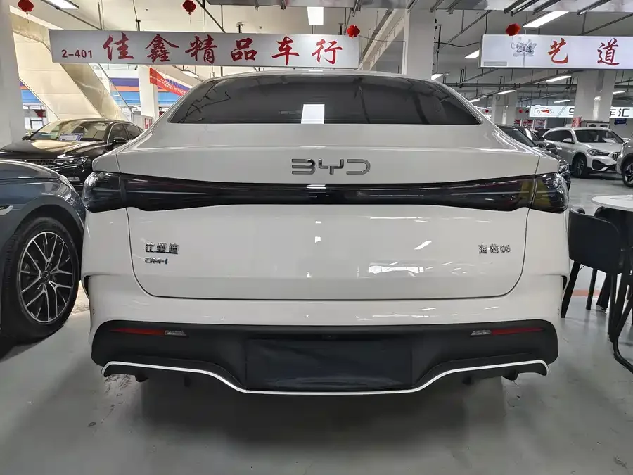 BYD Seal 06 Seal 06 2024 DM-i 120KM Premium Edition 2025 — миниатюра 2