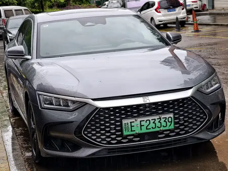 BYD Second-hand Han 2024 DM-i Honor Edition 121KM Premium Edition 2024 — миниатюра 4