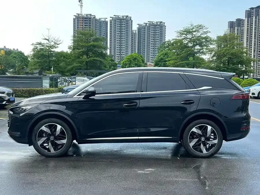 BYD Tang New Energy Tang New Energy 2024 DM-i Honor Edition 112KM Premium Edition 2024 — миниатюра 3