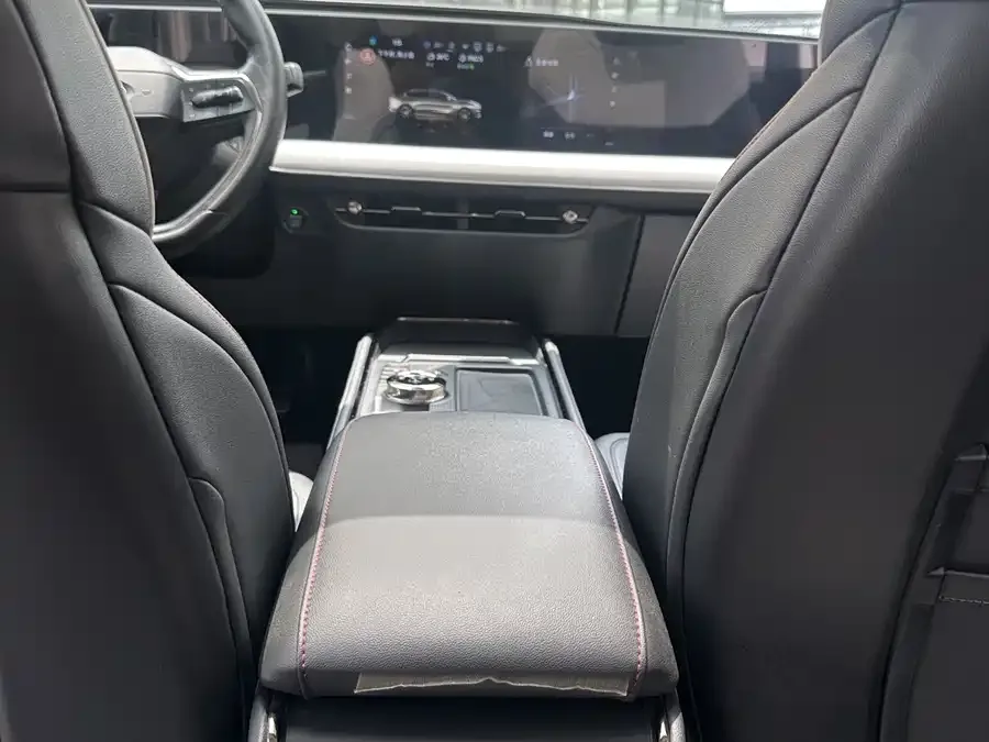 Ford Mondeo Mondeo 2022 facelift EcoBoost 245 luxury model 2022 — миниатюра 4