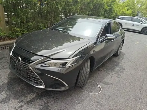 Lexus ES 2025 купить в Москве