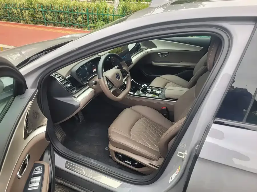 BYD Second-hand Han 2025 DM-i 125KM LiDAR Intelligent Driving Model 2025 — миниатюра 5