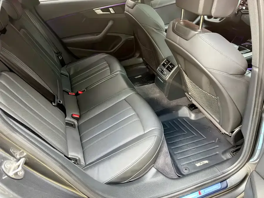 Audi a4 l 2024 40 TFSI luxury and dynamic model 2024 — миниатюра 5