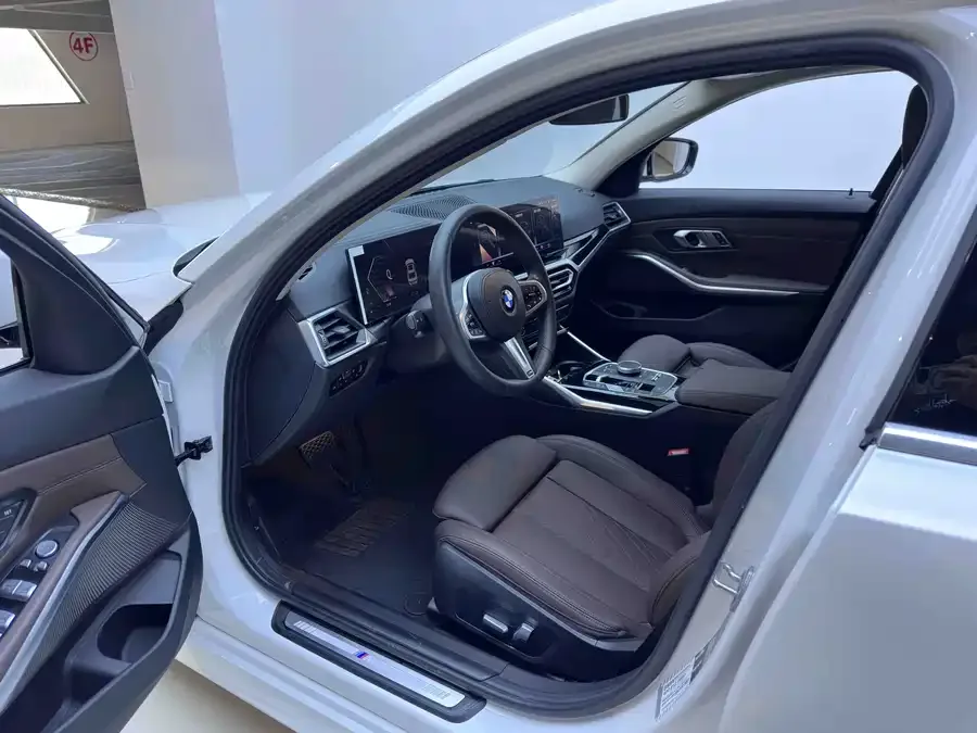 BMW 3 series BMW 3 Series 2023 320Li M Sport Package 2023 — миниатюра 3