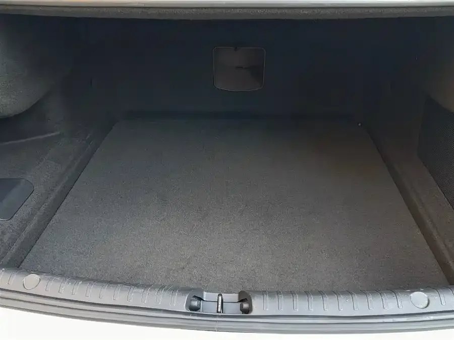 BYD Second-hand Han 2024 EV Honor Edition 605KM Front-wheel Drive Premium 2024 — миниатюра 5