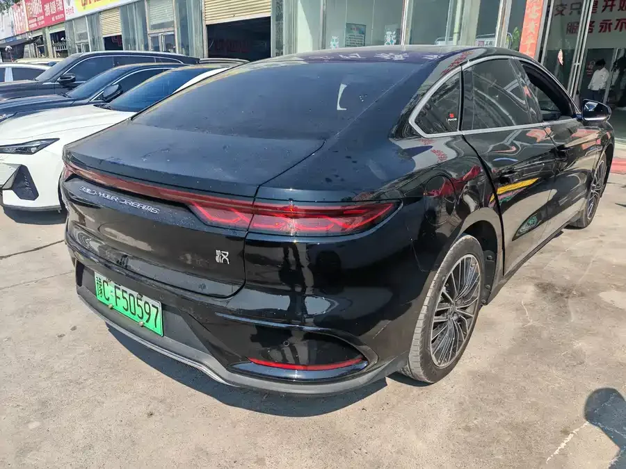 BYD Second-hand Han 2022 DM-i 121KM Premium Edition 2023 — миниатюра 3