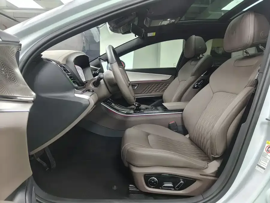 BYD Second-hand Han 2024 EV Honor Edition 605KM Front-wheel Drive Premium 2024 — миниатюра 5