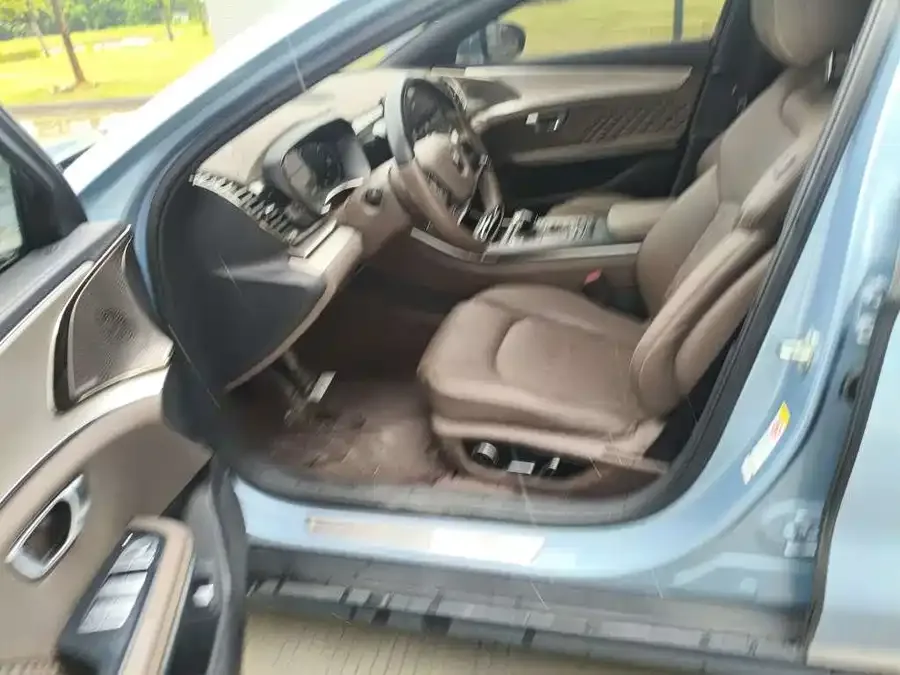BYD Second-hand Han 2023 EV Champion Edition 605KM Front-wheel Drive Premium 2023 — миниатюра 2