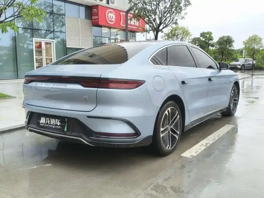 BYD Second-hand Han 2023 EV Champion Edition 605KM Front-wheel Drive Premium 2023 — миниатюра 3