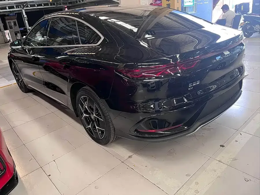 BYD Second-hand Han 2024 EV Honor Edition 605KM Front-wheel Drive Premium 2024 — миниатюра 3