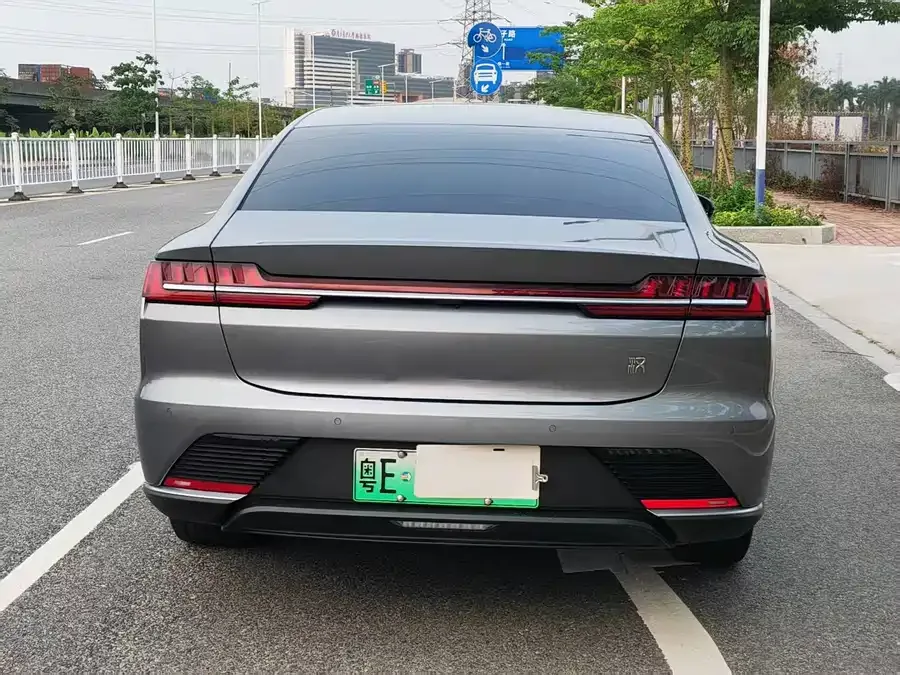 BYD Second-hand Han 2023 EV Champion Edition 506KM Front-wheel Drive Premium 2022 — миниатюра 2