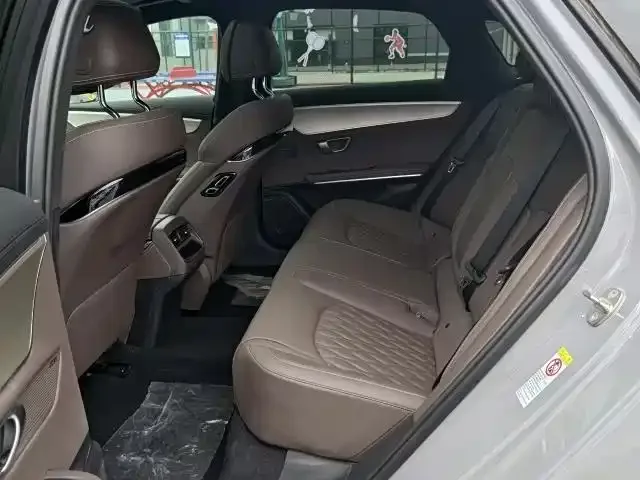 BYD Second-hand Han 2025 DM-i Intelligent Driving Edition 125KM LiDAR Flagship Model 2025 — миниатюра 2