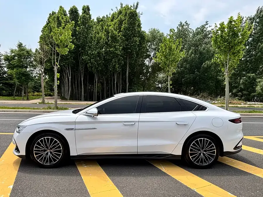 BYD Second-hand Han 2022 DM-i 121KM Premium Edition 2022 — миниатюра 2