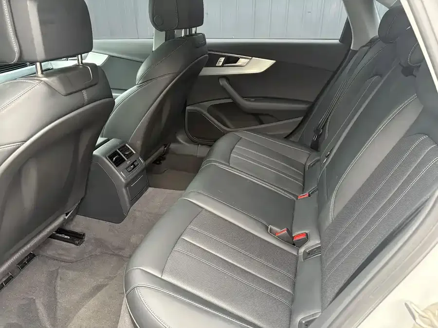 Audi a4 l 2023 40 TFSI Fashion Dynamic Edition 2023 — миниатюра 2