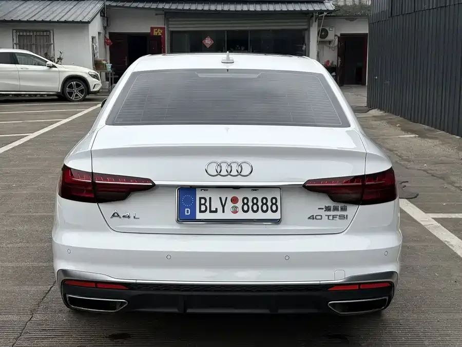 Audi a4 l 2023 40 TFSI Fashion Dynamic Edition 2023 — миниатюра 3