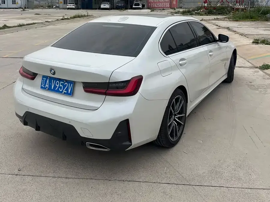 BMW 3 series BMW 3 Series 2023 320Li M Sport Package 2023 — миниатюра 3