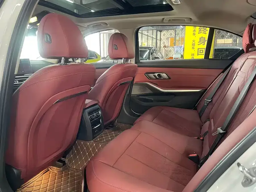 BMW 3 series BMW 3 Series 2023 320Li M Sport Package 2023 — миниатюра 3