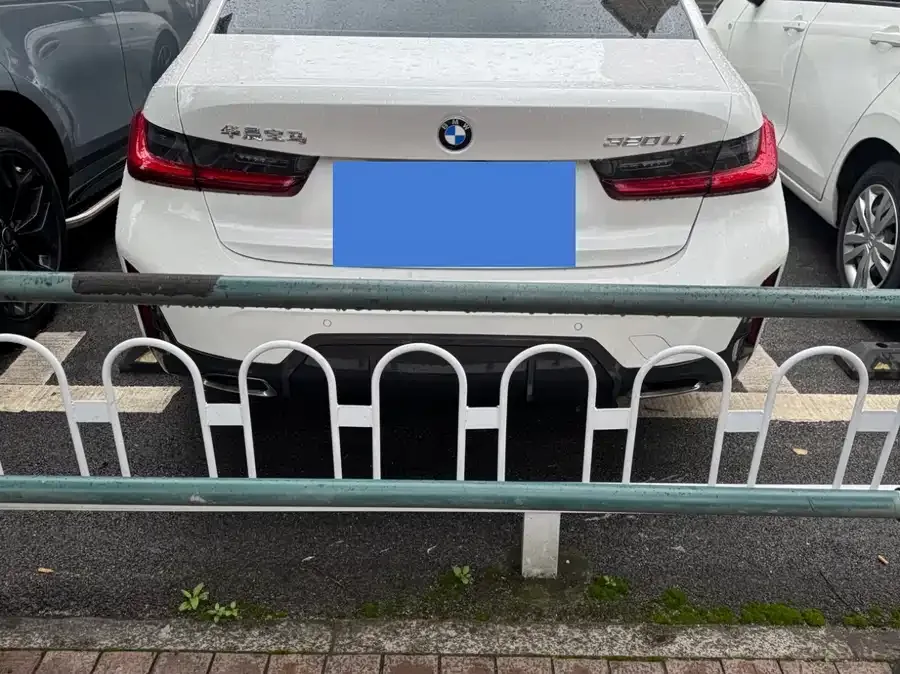 BMW 3 series BMW 3 Series 2023 320Li M Sport Package 2023 — миниатюра 2
