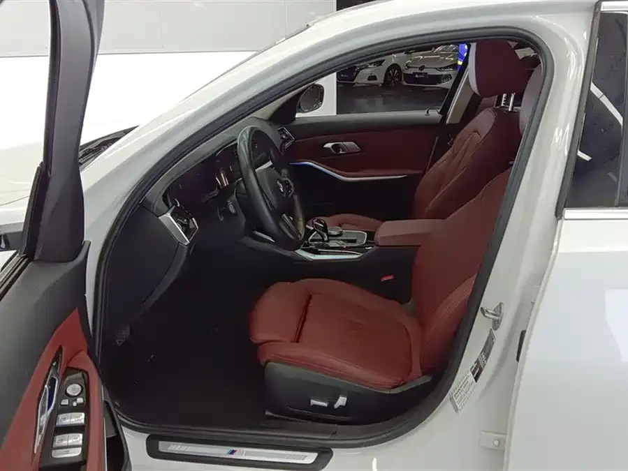 BMW 3 series BMW 3 Series 2022 320Li M Sport Package 2022 — миниатюра 3