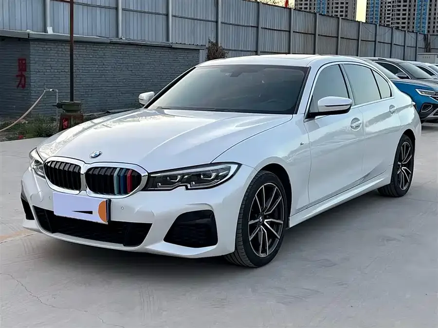 BMW 3 series BMW 3 Series 2022 facelift 320Li M Sport package 2022 — фото 1, купить с доставкой в Москву