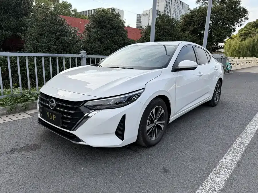 Nissan Sylphy 2026 Sylphy 1.6L CVT Enjoy Edition 2025 — фото 1, купить с доставкой в Москву